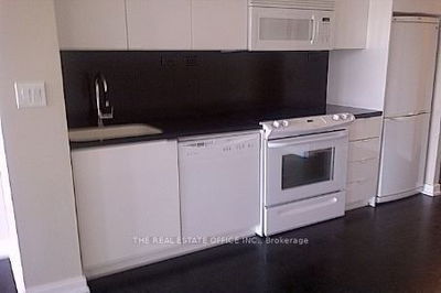 Unit 4001 — 21 Iceboat Terr, Toronto - Waterfront Communities C1 image-0-4