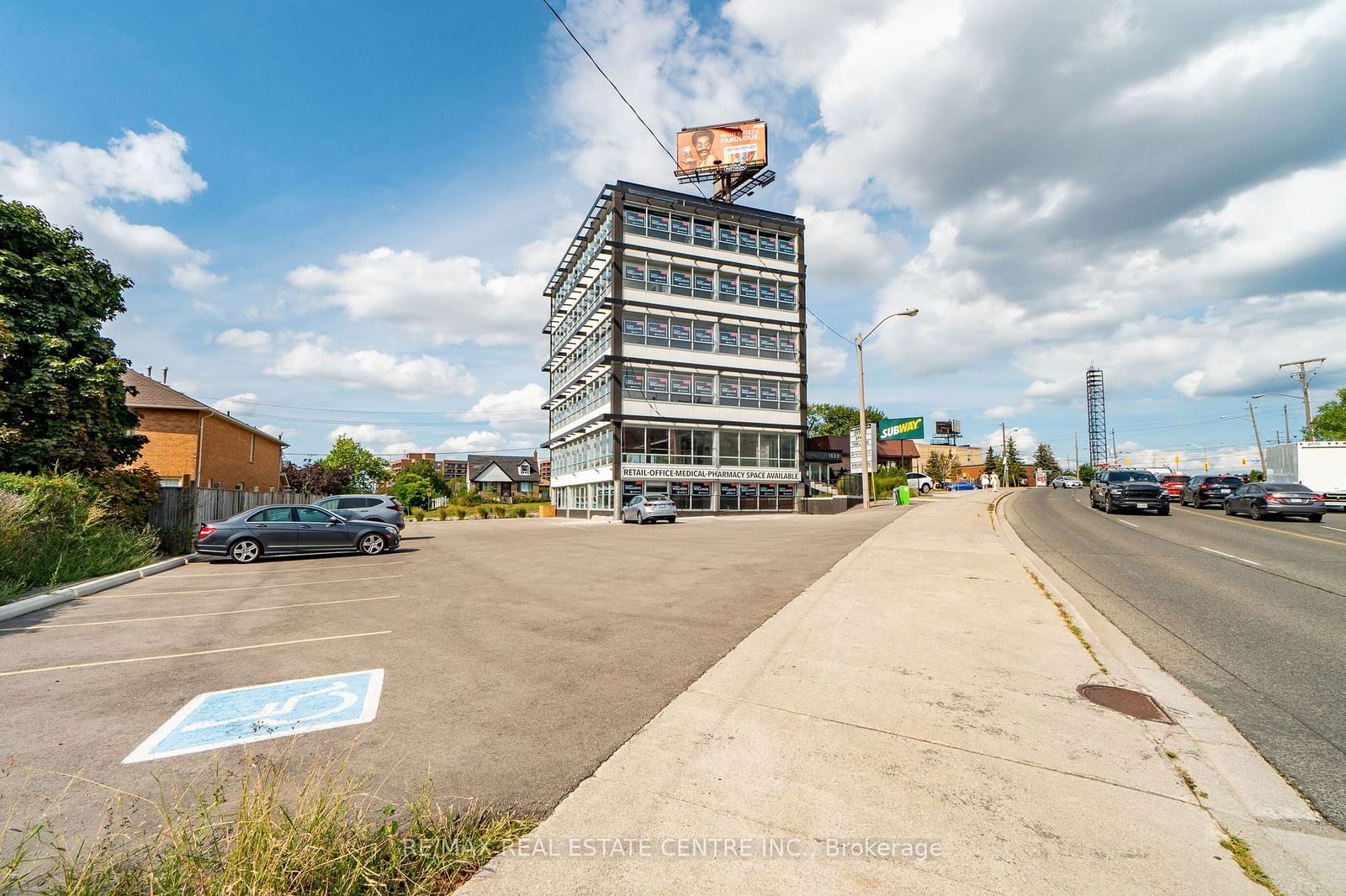Commercial/Retail for lease at 1880 O'connor Drive, Toronto, Victoria Village, M4A 1W9 - MLS: C11899372