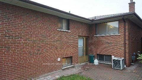 Detached House leased at 172 Finch Avenue, Toronto, Newtonbrook East, M2N 4R9 - MLS: C11899691