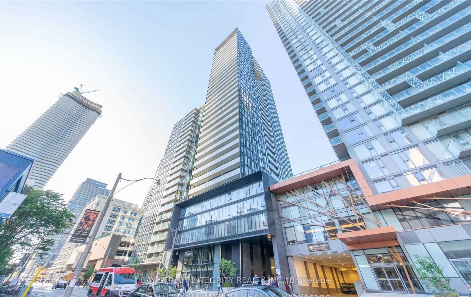 Condo for lease at 305-28 Wellesley Street, Toronto, Church-Yonge Corridor, M4Y 0C4 - MLS: C11900289