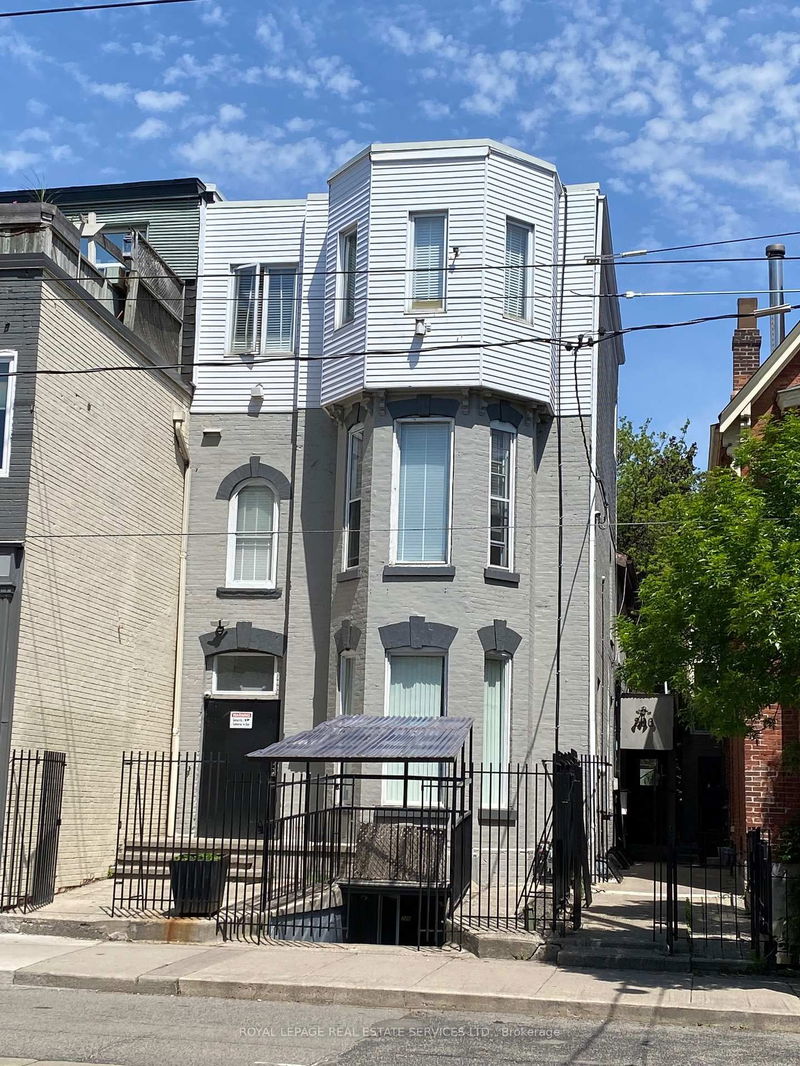 home for lease on 304-206 Carlton Street