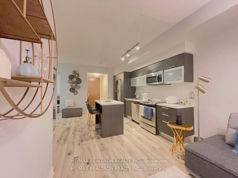 Condo leased at 4412-386 Yonge Street, Toronto, Bay Street Corridor, M5B 0A5 - MLS: C11901285