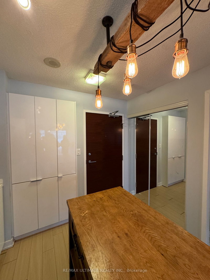 Room2