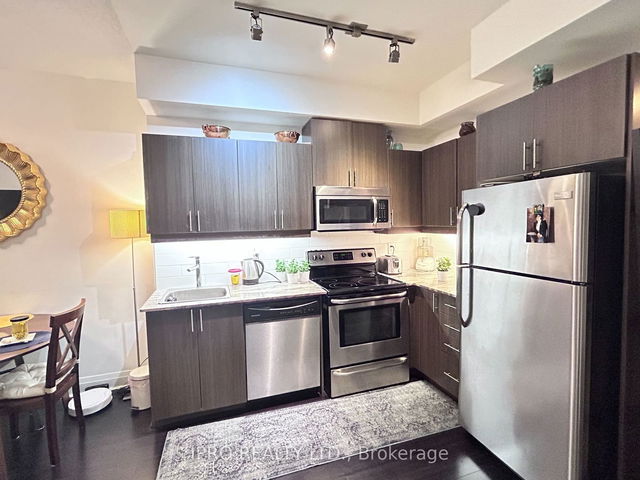101 - 17 Kenaston Gardens