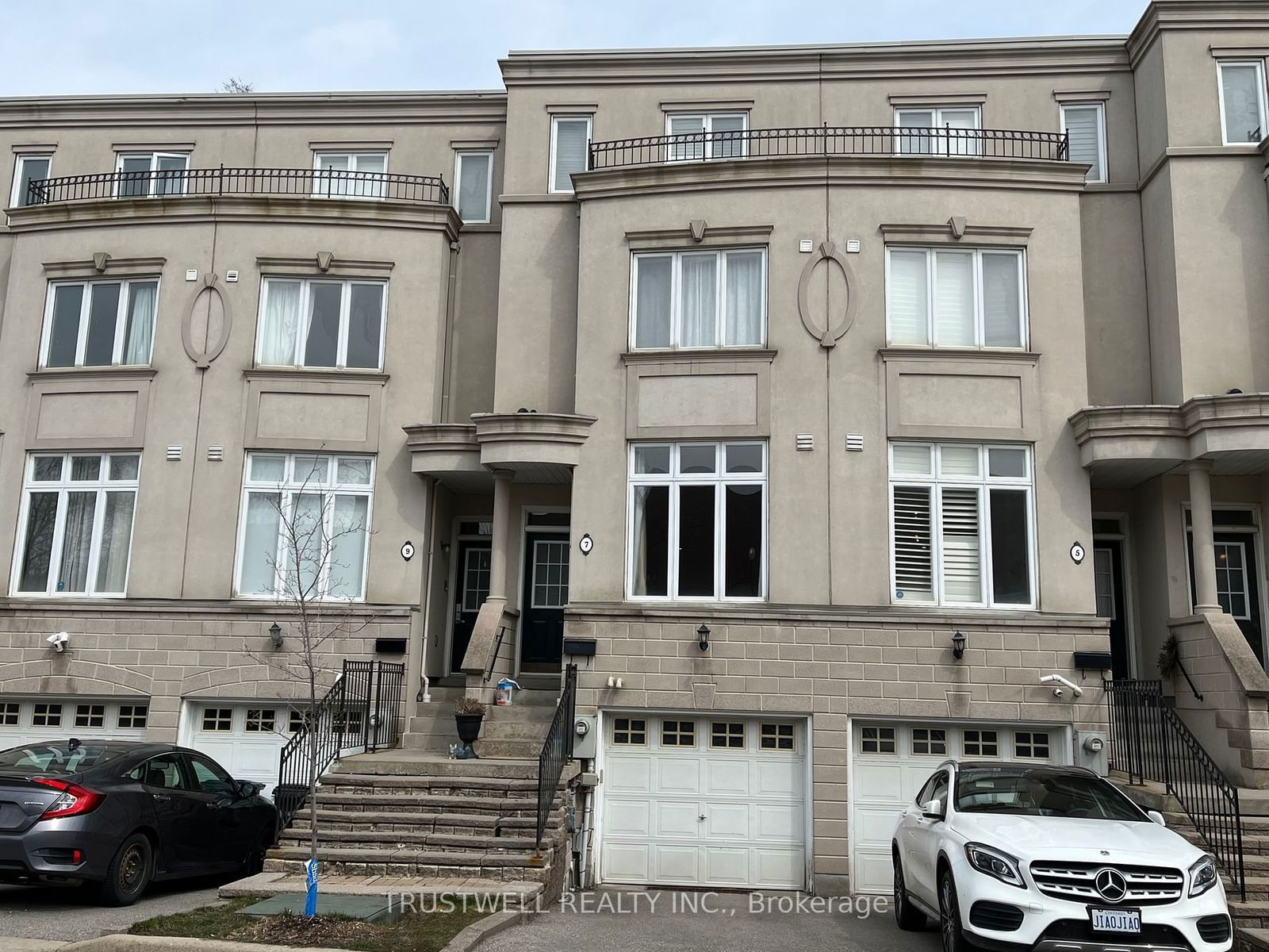 Townhouse leased at 7 English Garden Way, Toronto, Newtonbrook West, M2M 4M4 - MLS: C11901481