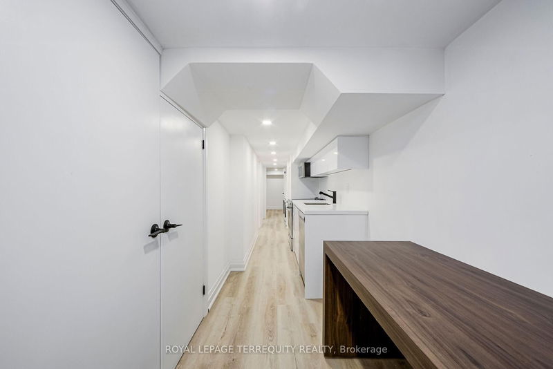 Room2