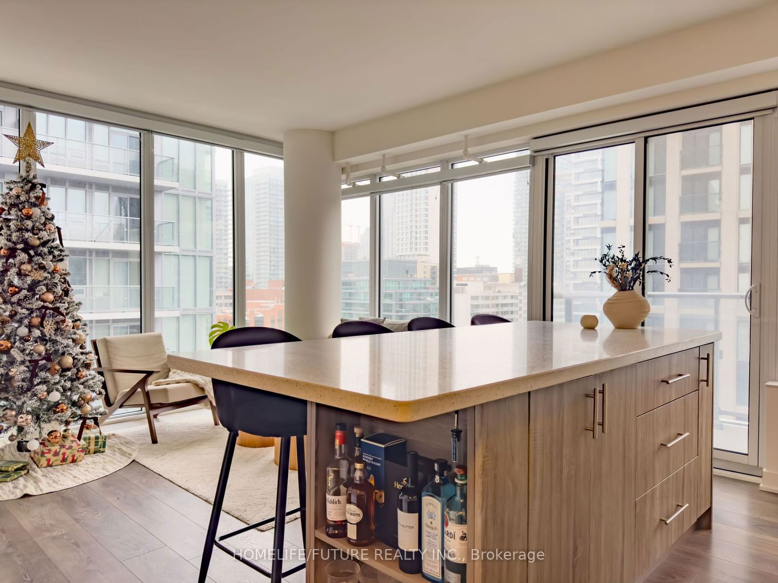 Condo leased at 1609-99 Broadway Avenue, Toronto, Mount Pleasant West, M4P 0E3 - MLS: C11901940