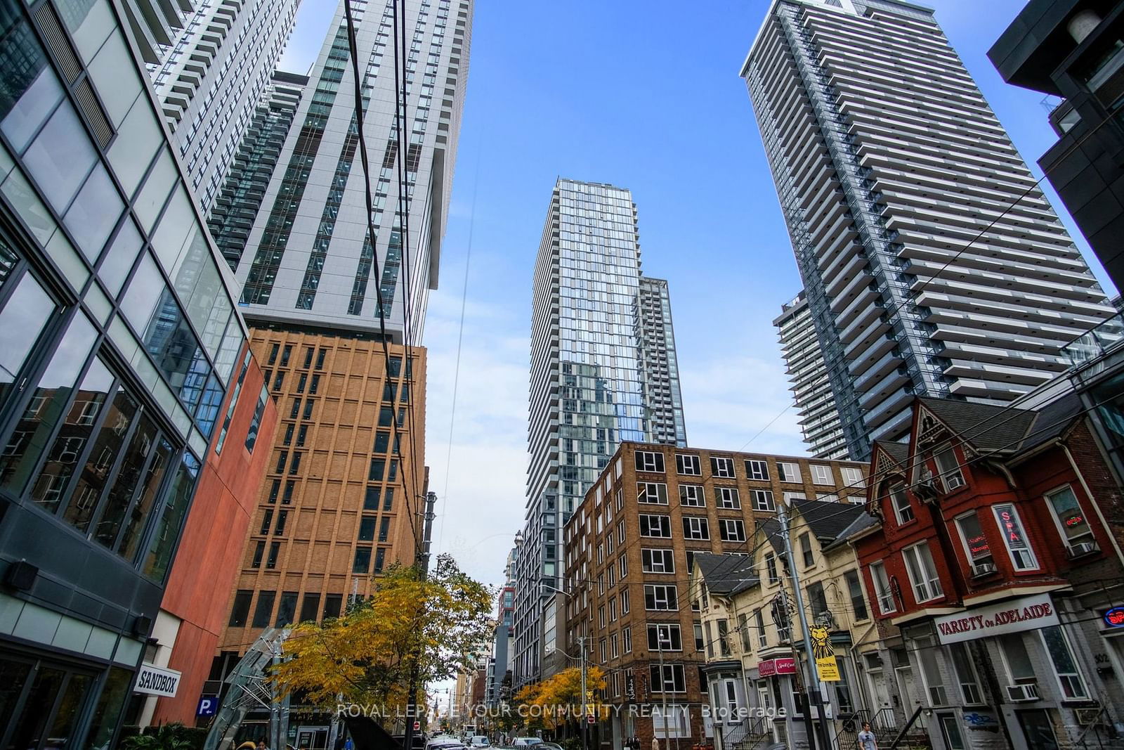 Condo for lease at 602-101 Peter Street, Toronto, Waterfront Communities C1, M5V 0G6 - MLS: C11902080