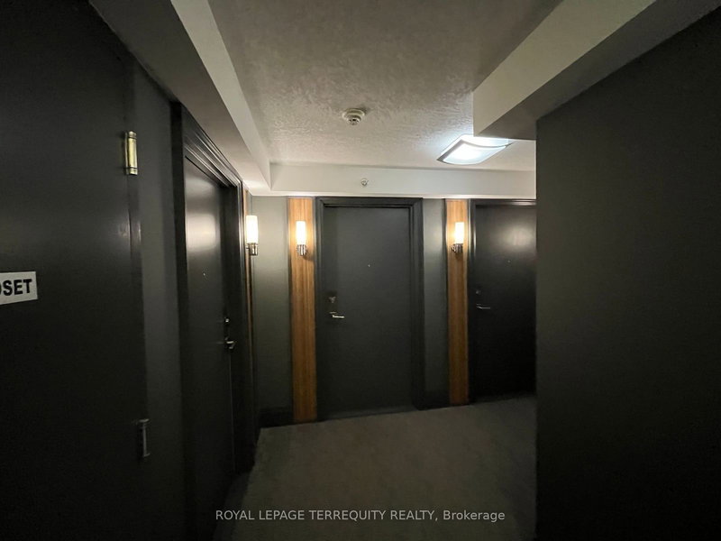 E318 - 555 Wilson Ave, Toronto, M3H 0C5 | Image 2