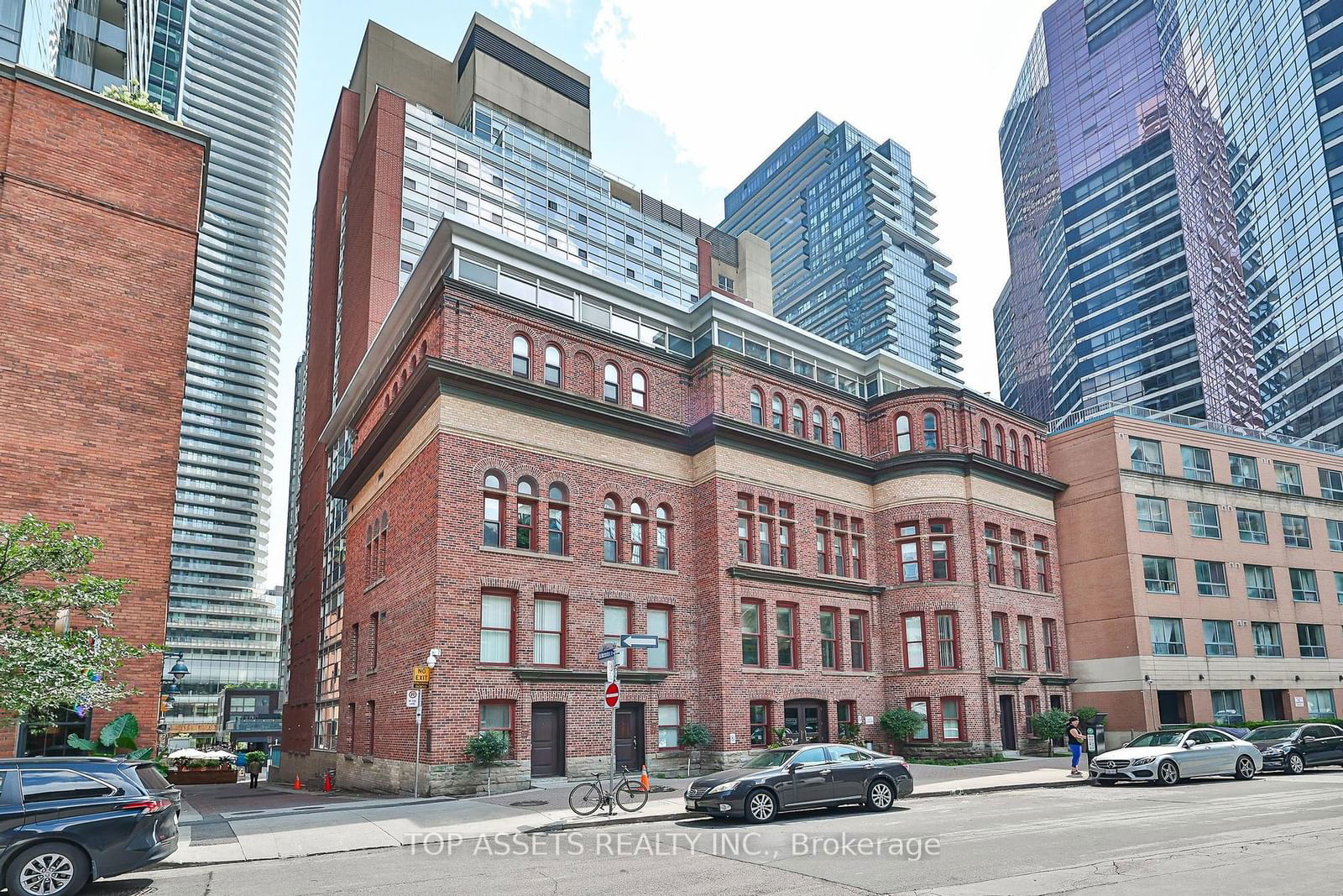 Condo leased at 1211-11 St Joseph Street, Toronto, Bay Street Corridor, M4Y 3G4 - MLS: C11902766