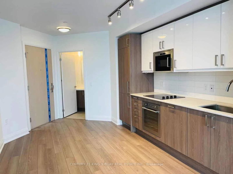 home for lease on 2103-77 Mutual Street