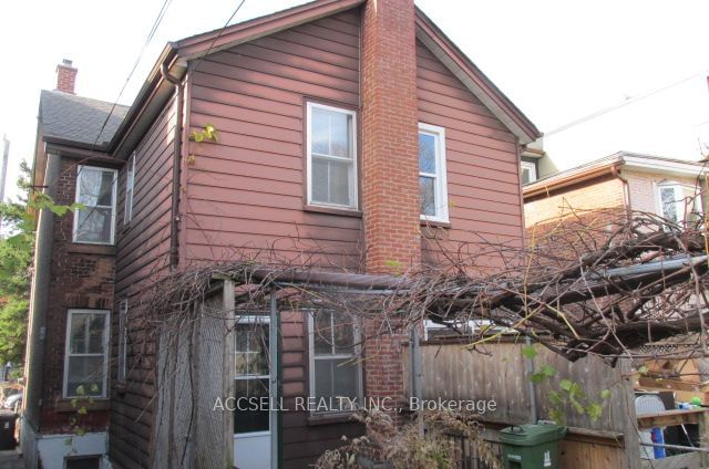 Semi-Detached House sold at 723 Manning Avenue, Toronto, Annex, M6G 2W5 - MLS: C11903194