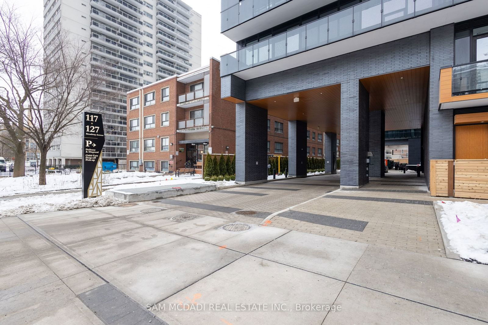 Condo leased at 1802-127 Broadway Avenue, Toronto, Mount Pleasant West, M4P 1V4 - MLS: C11903312