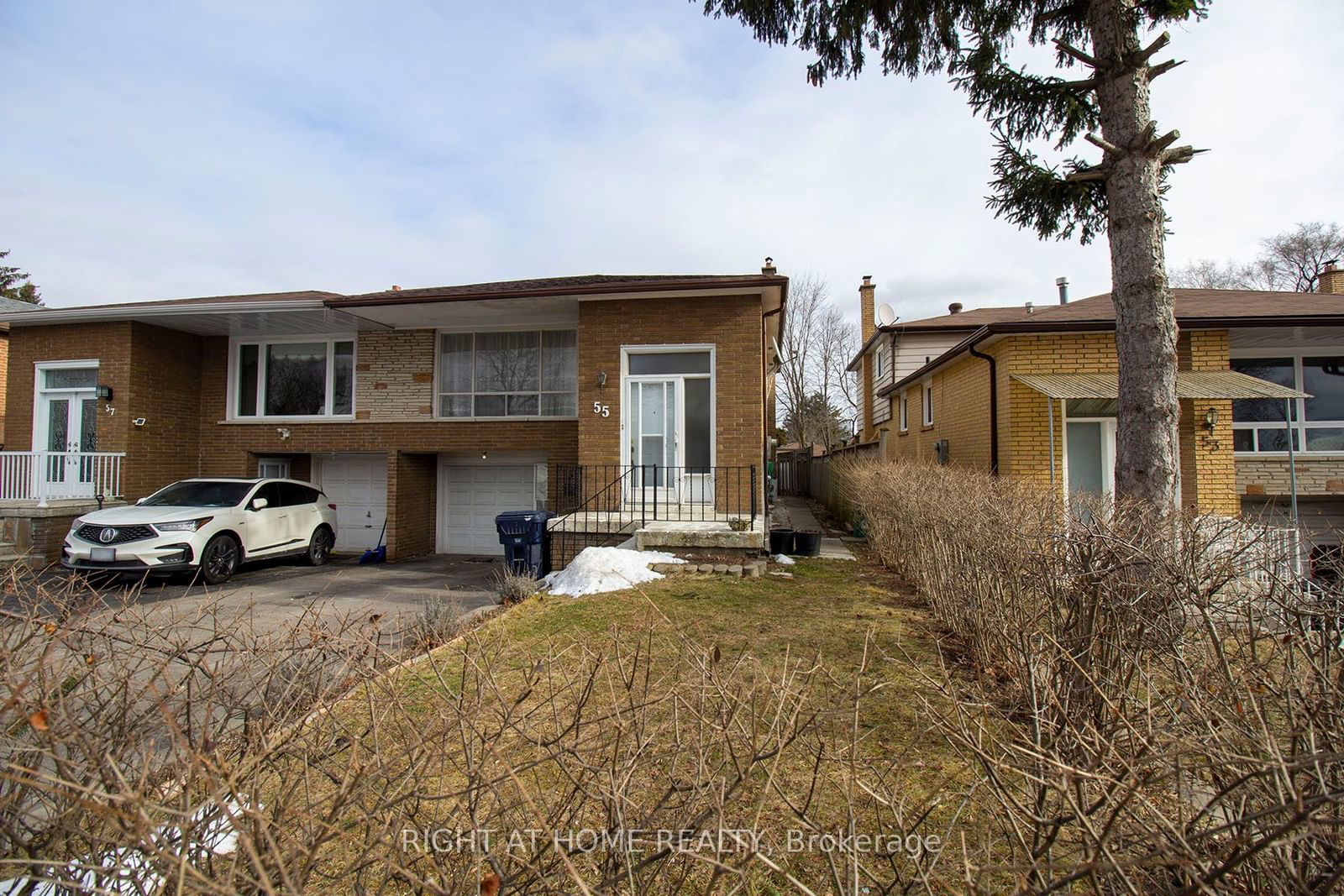 Semi-Detached House for lease at Upper-55 Mentor Boulevard, Toronto, Hillcrest Village, M2H 2M9 - MLS: C11903599