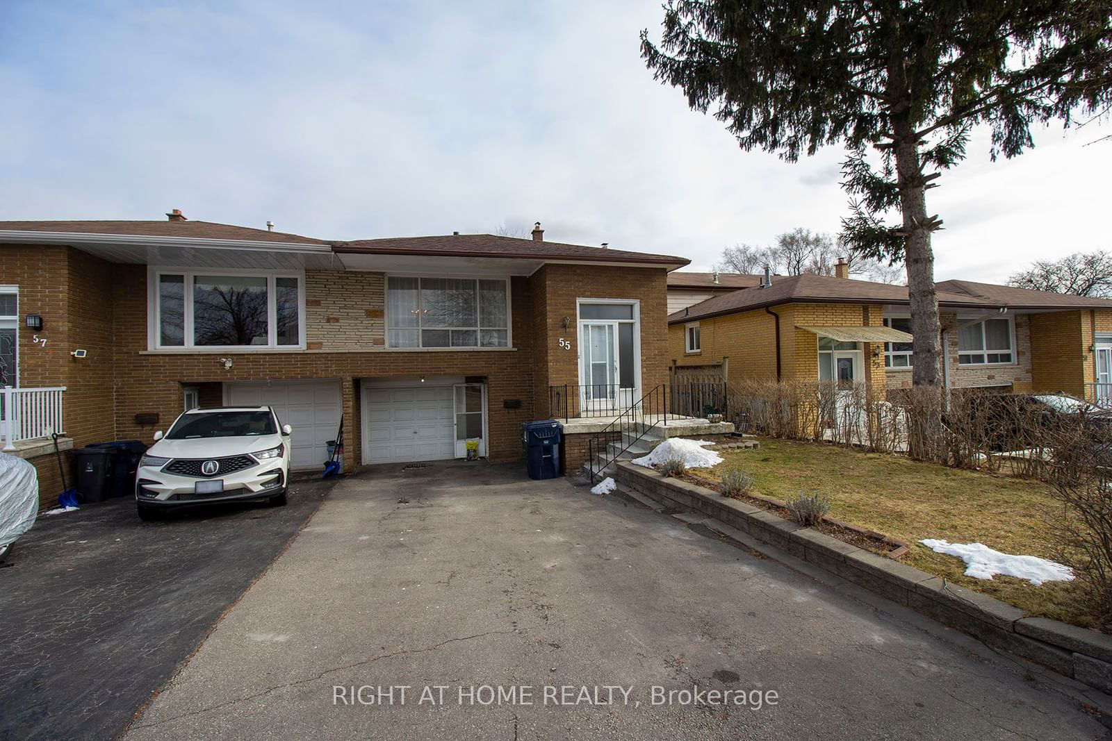 Semi-Detached House for lease at Upper-55 Mentor Boulevard, Toronto, Hillcrest Village, M2H 2M9 - MLS: C11903599