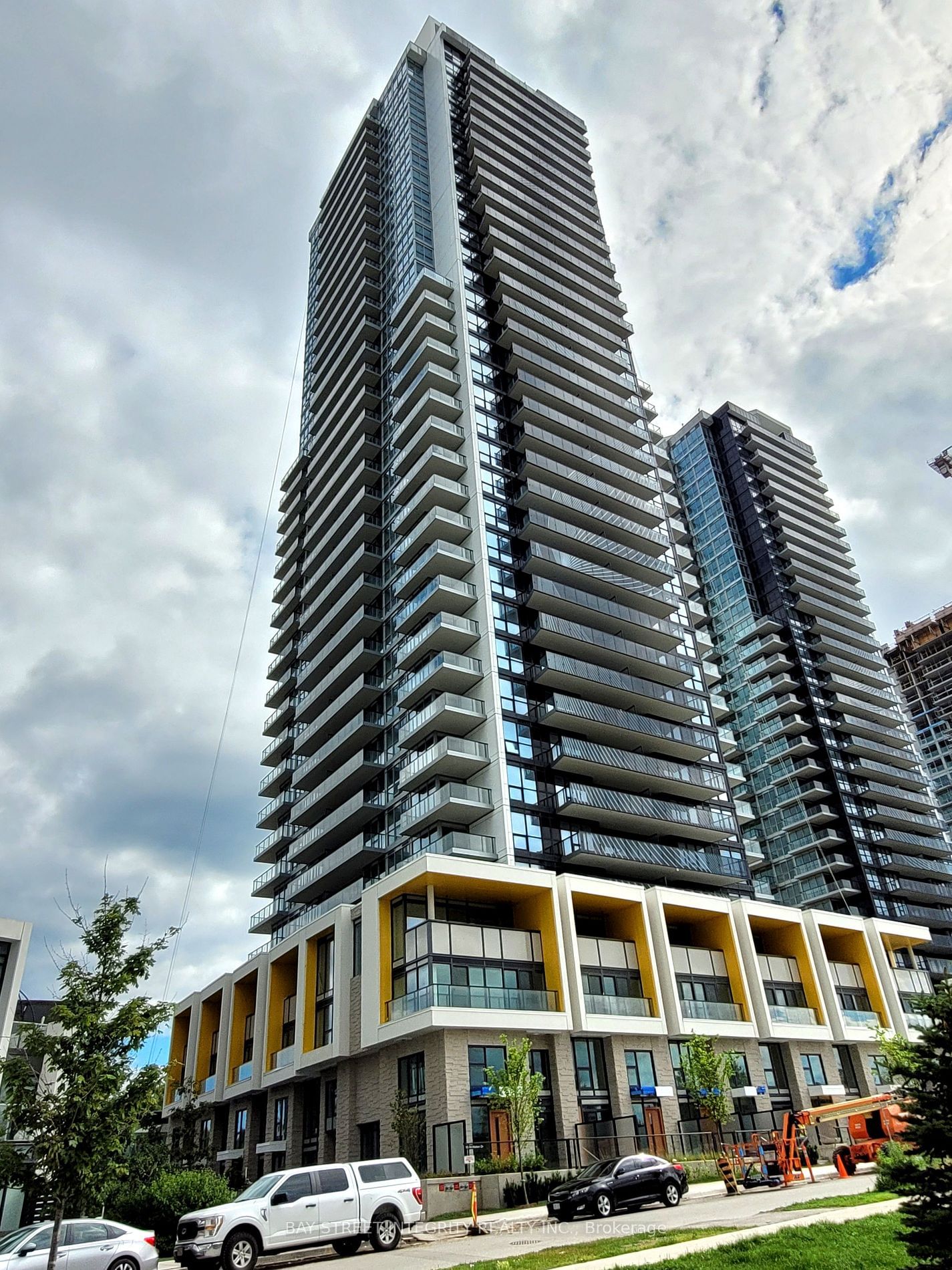 Condo leased at 708-95 Mcmahon Drive, Toronto, Bayview Village, M2K 0H2 - MLS: C11903713