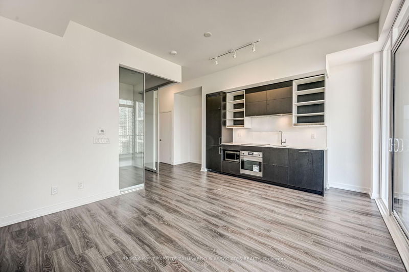 home for lease on 2121-20 Edward Street