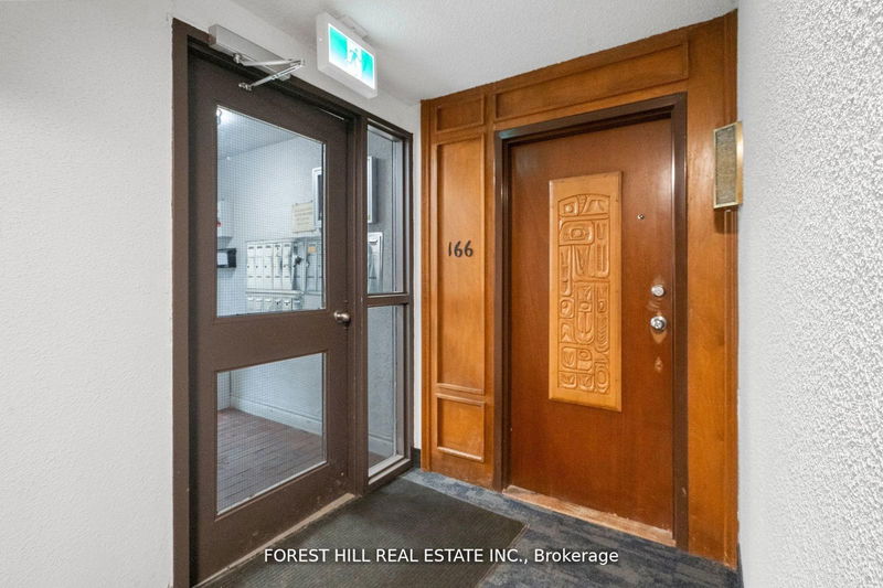 home for sale on 166-20 Moonstone Bywy