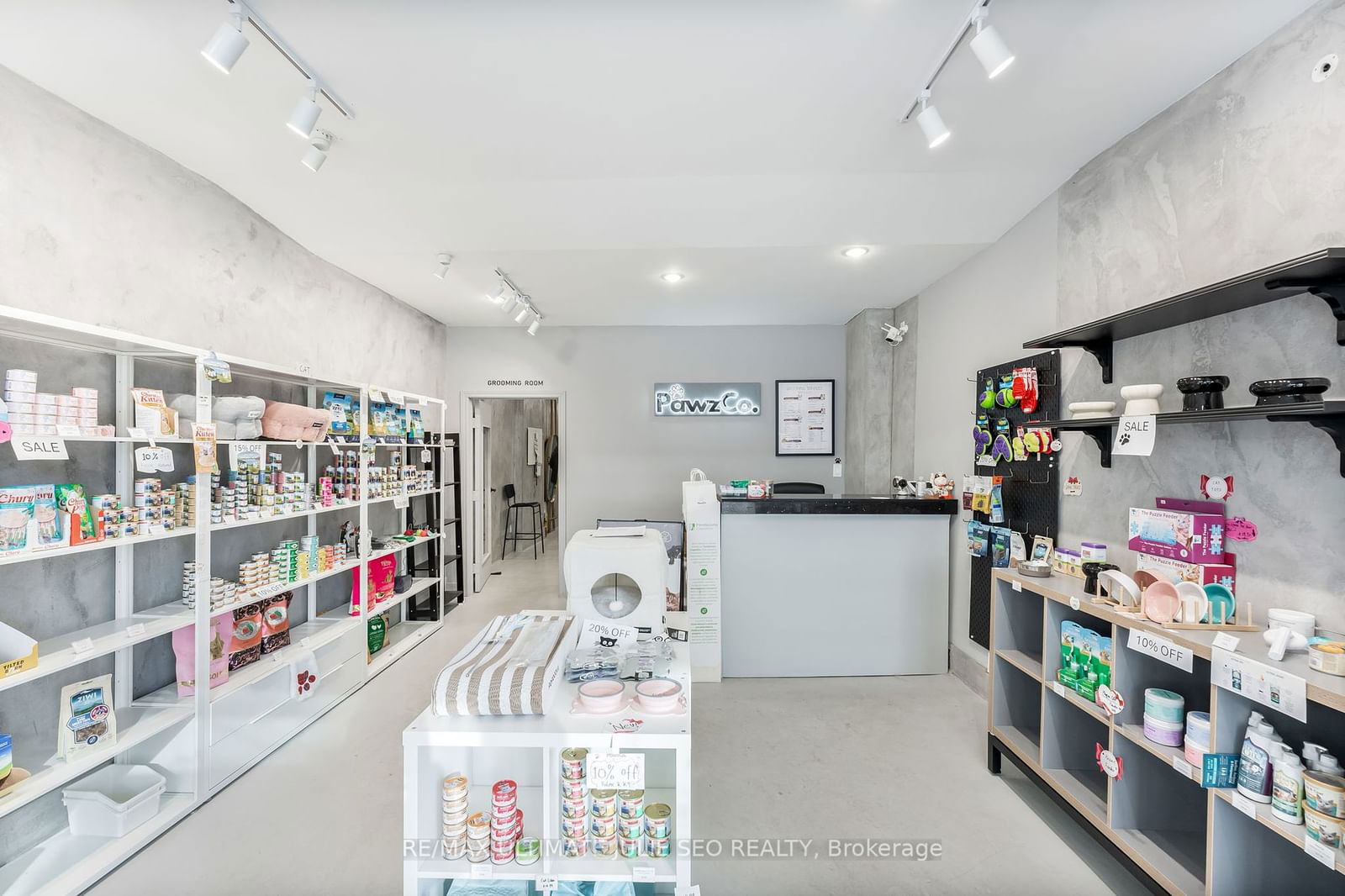 Commercial/Retail leased at 867 Dundas Street, Toronto, Trinity-Bellwoods, M6J 1V6 - MLS: C11904247