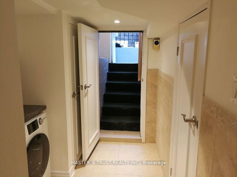 home for lease on Lowunit-7 Vankoughnet Street