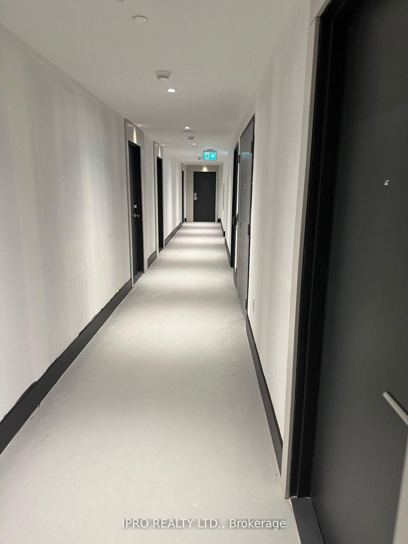 Room1