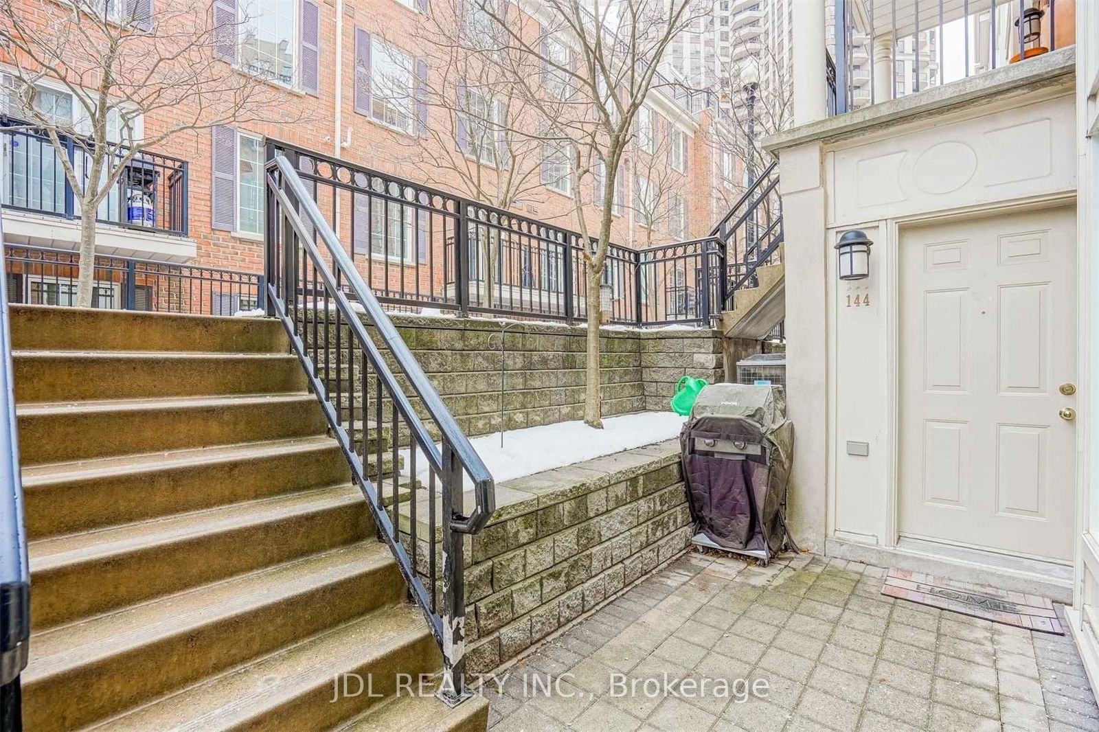 Townhouse for sale at 144-3 Everson Drive, Toronto, Willowdale East, M2N 7C2 - MLS: C11904998