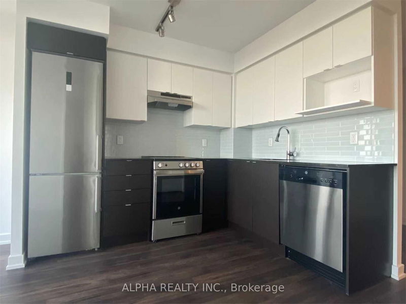home for lease on 1108-120 Varna Drive