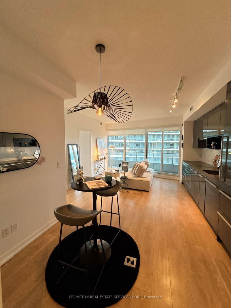 home for lease on 3005-115 McMahon Drive