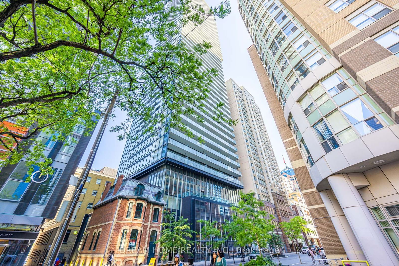 Condo for lease at 2204-15 Grenville Street, Toronto, Bay Street Corridor, M4Y 1A1 - MLS: C11905266