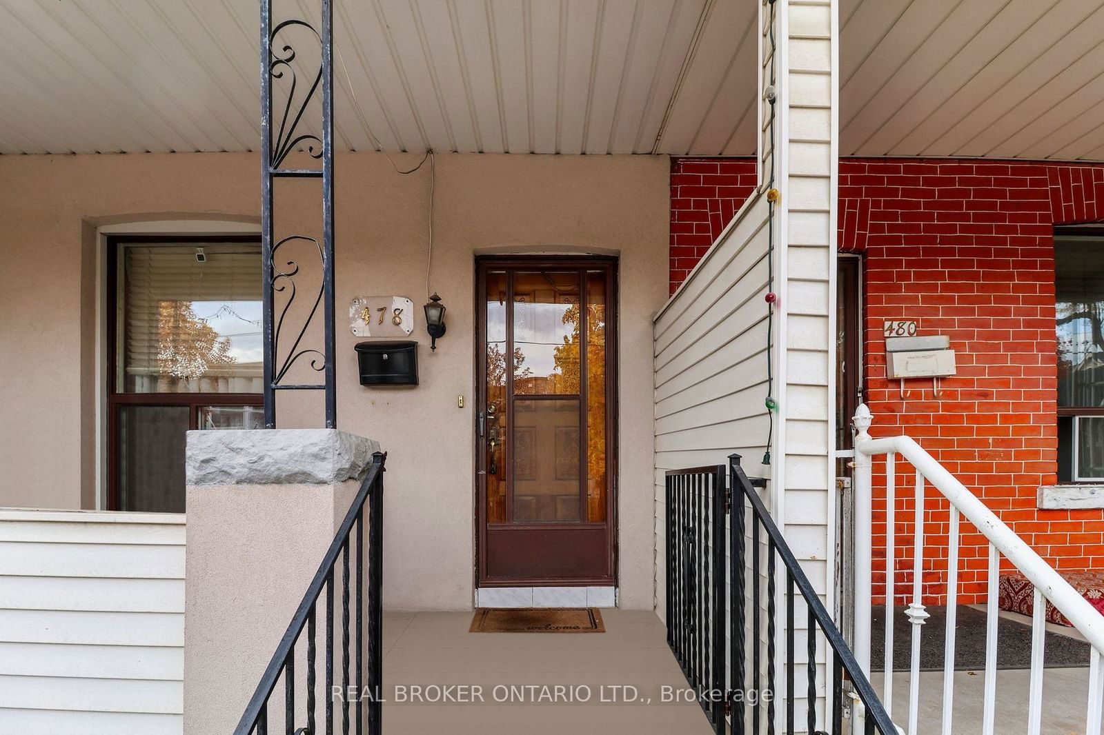 Semi-Detached House sold at 478 Lansdowne Avenue, Toronto, Dufferin Grove, M6H 3Y3 - MLS: C11905516