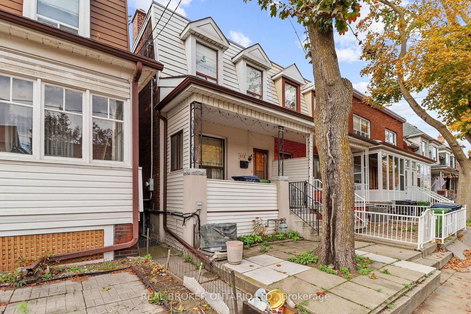 Semi-Detached House sold at 478 Lansdowne Avenue, Toronto, Dufferin Grove, M6H 3Y3 - MLS: C11905516