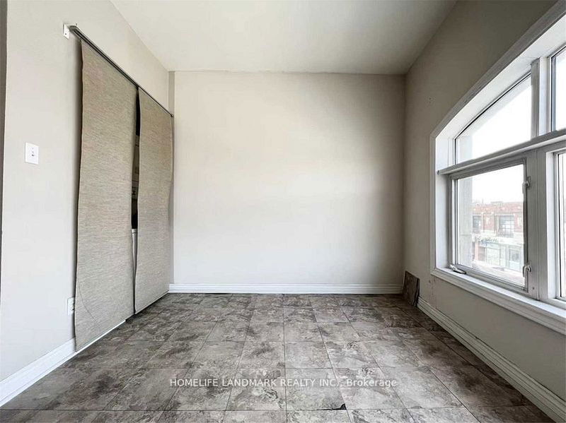 home for lease on 3-2475 Yonge Street