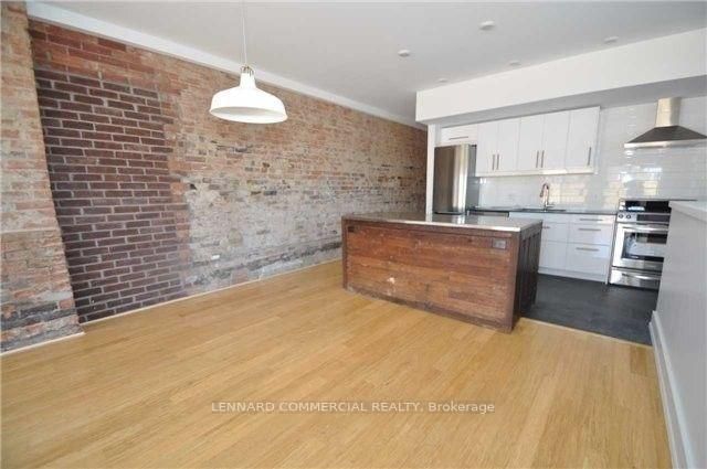 280 College Street, Unit 4 - Photo 4