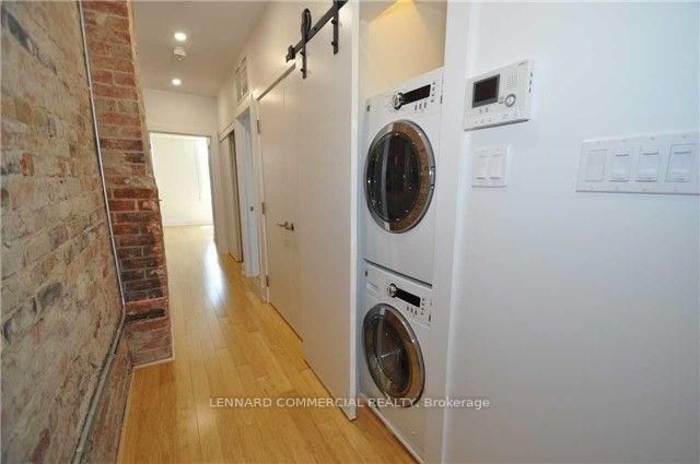 280 College Street, Unit 4 - Photo 9