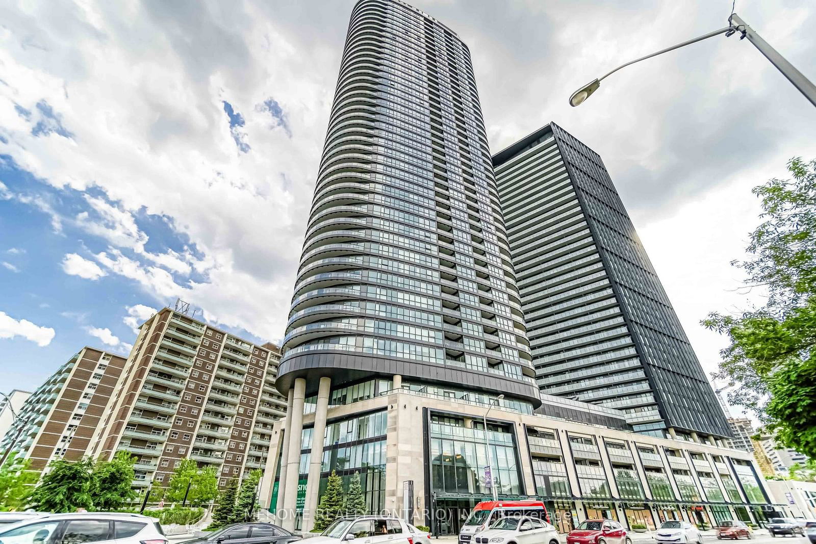 Condo leased at 923-585 Bloor Street, Toronto, North St. James Town, M4X 1J8 - MLS: C11906737