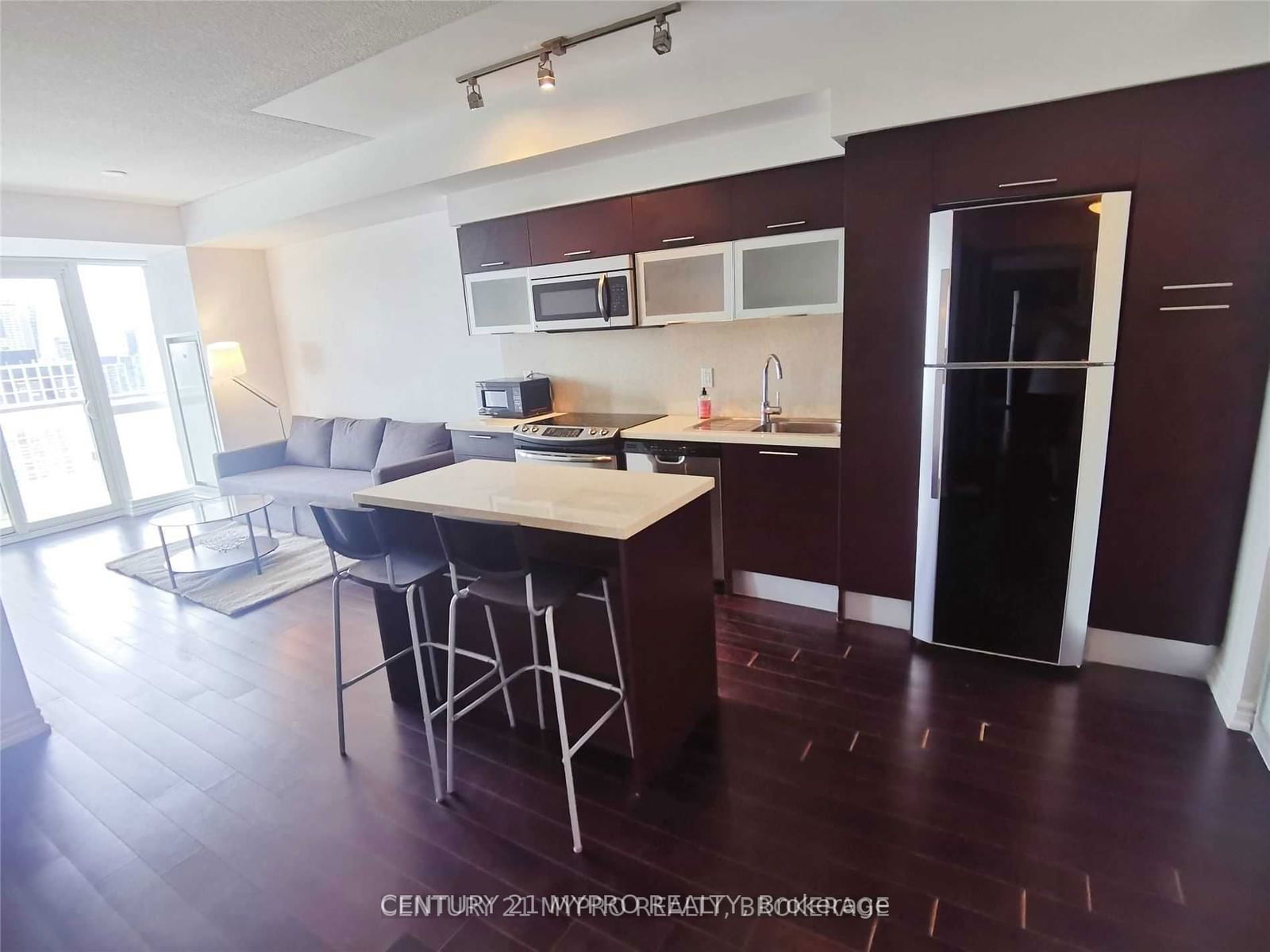 Condo for lease at 2908-386 Yonge Street, Toronto, Bay Street Corridor, M5B 0A5 - MLS: C11906813