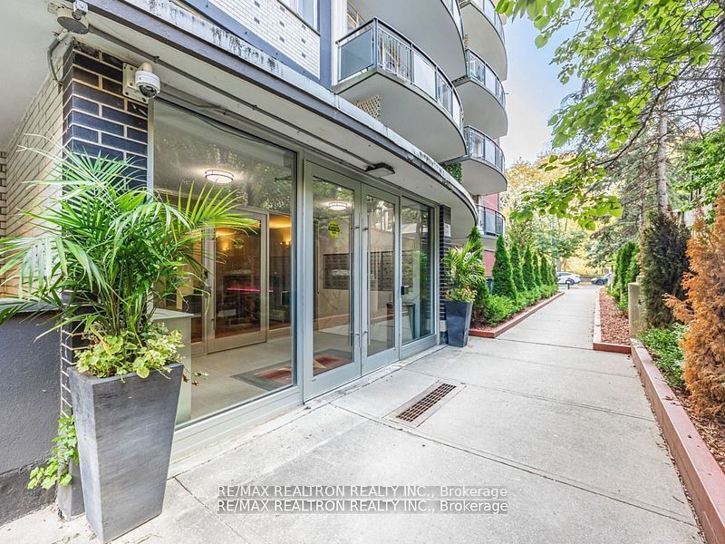 Condo leased at 701-25 Bedford Road, Toronto, Annex, M5R 2K1 - MLS: C11907233