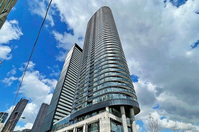 Unit 3219 — 585 Bloor St, Toronto - North St. James Town image-0-1