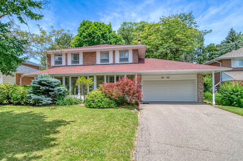home for sale on 20 Zircon Court