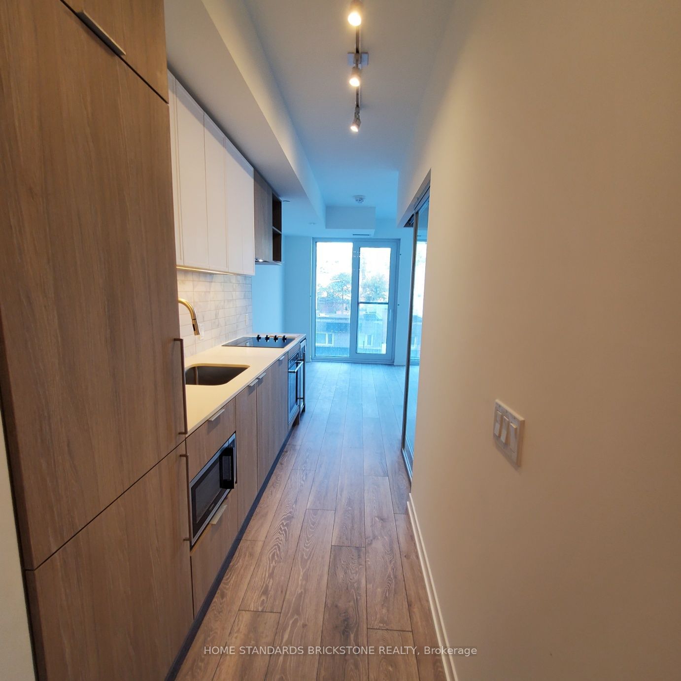 Condo leased at 528-2020 Bathurst Street, Toronto, Humewood-Cedarvale, M5P 3L1 - MLS: C11907472