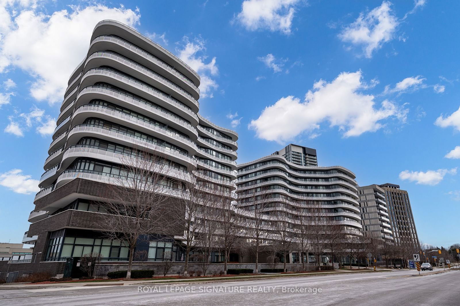 Condo leased at 621-99 The Donway, Toronto, Banbury-Don Mills, M3C 0N8 - MLS: C11907552