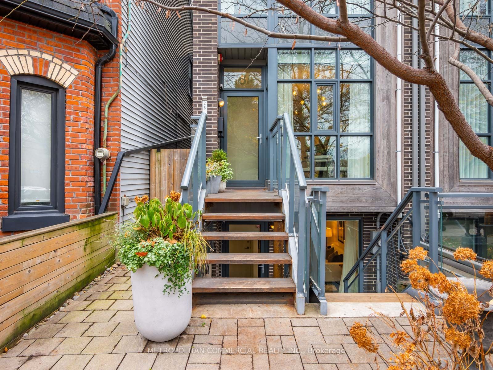 Townhouse leased at Main-28A Givins Street, Toronto, Trinity-Bellwoods, M6J 2X7 - MLS: C11907663