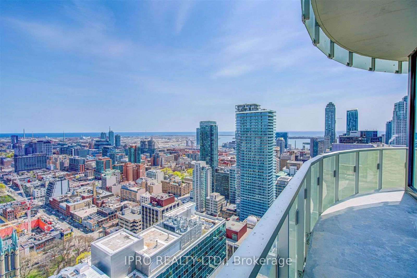 Condo for lease at 4005-197 Yonge Street, Toronto, Church-Yonge Corridor, M5B 1M4 - MLS: C11907895