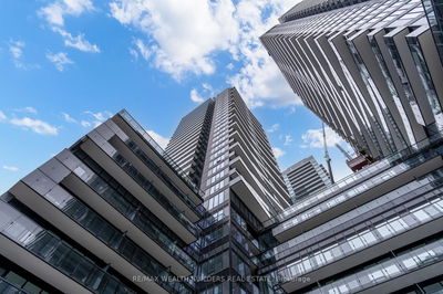 Unit 1006 — 117 Broadway Ave, Toronto - Mount Pleasant West image-0-2