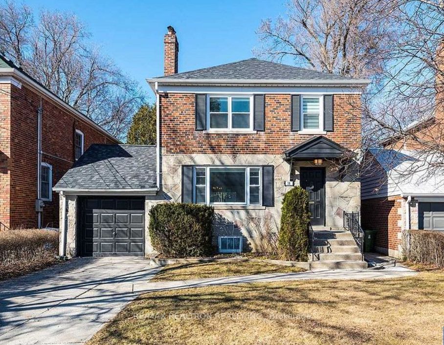 Detached House leased at 38 Delhi Avenue, Toronto, Bedford Park-Nortown, M5M 3B7 - MLS: C11908273