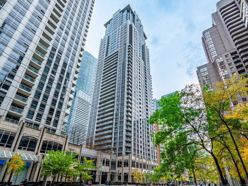 761 Bay St #3313, Toronto, Ontario (MLS C11908373)