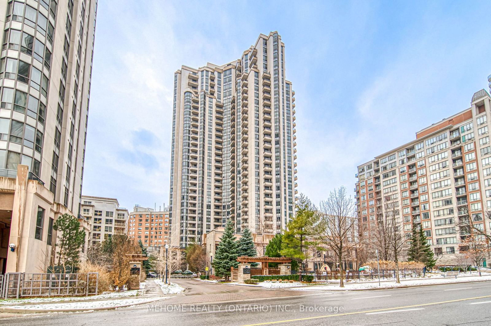 Condo leased at 1723-500 Doris Avenue, Toronto, Willowdale East, M2N 0C1 - MLS: C11908432