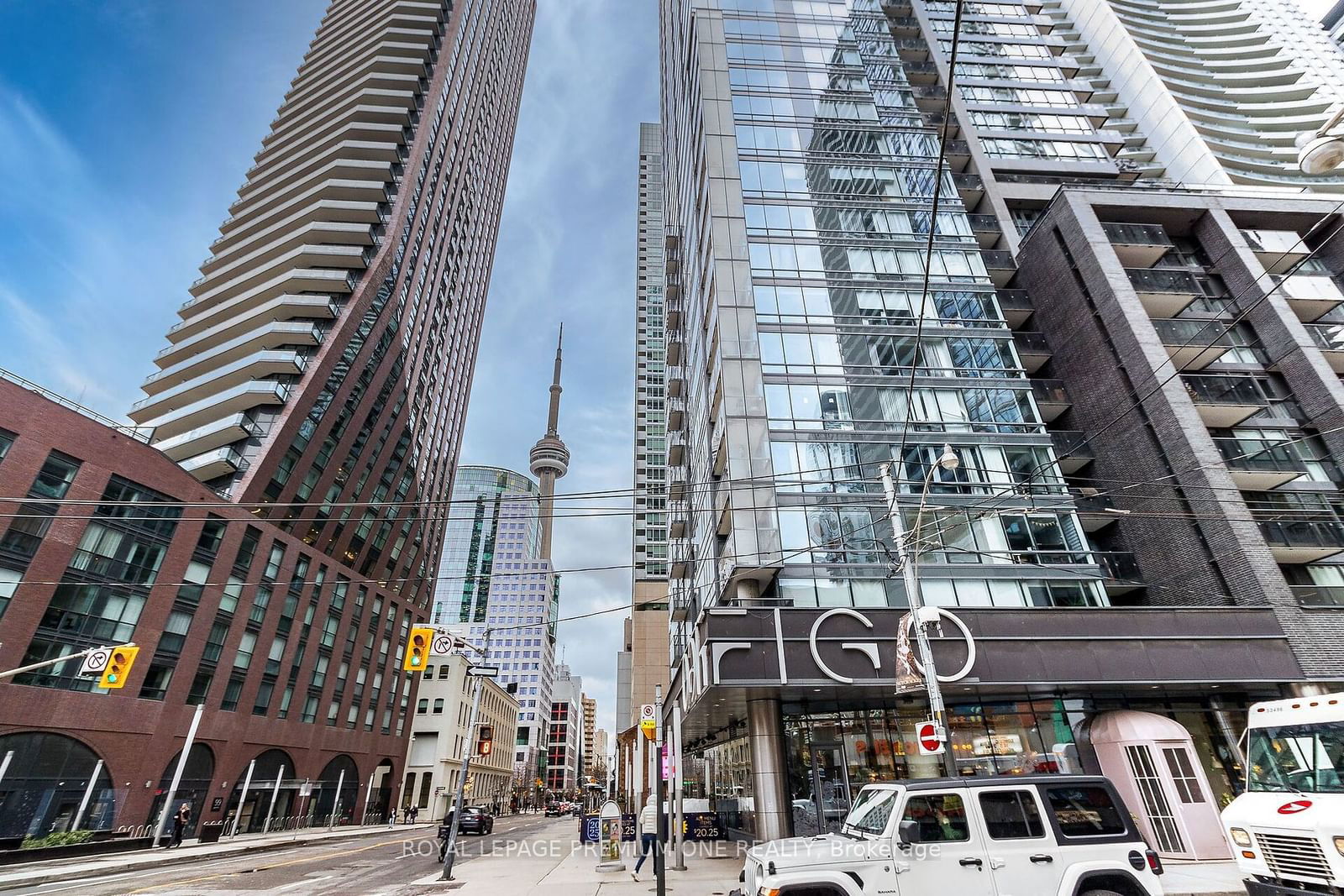 Condo sold at 606-295 Adelaide Street, Toronto, Waterfront Communities C1, M5V 0L4 - MLS: C11908510