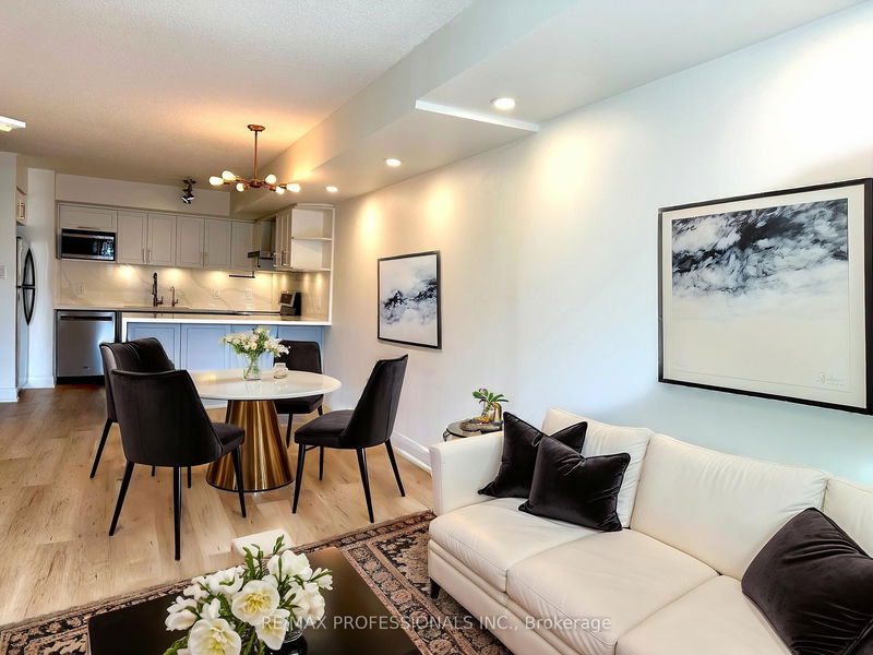 home for lease on 2301-25 The Esplanade