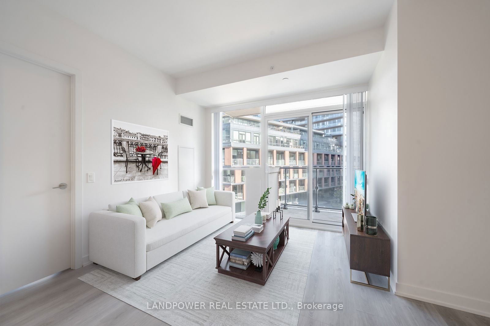 Condo sold at 641-38 Iannuzzi Street, Toronto, Waterfront Communities C1, M5V 0S2 - MLS: C11909182